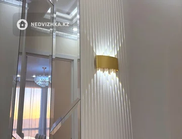 2-комнатная квартира, этаж 16 из 19, 62 м², миниатюра 4