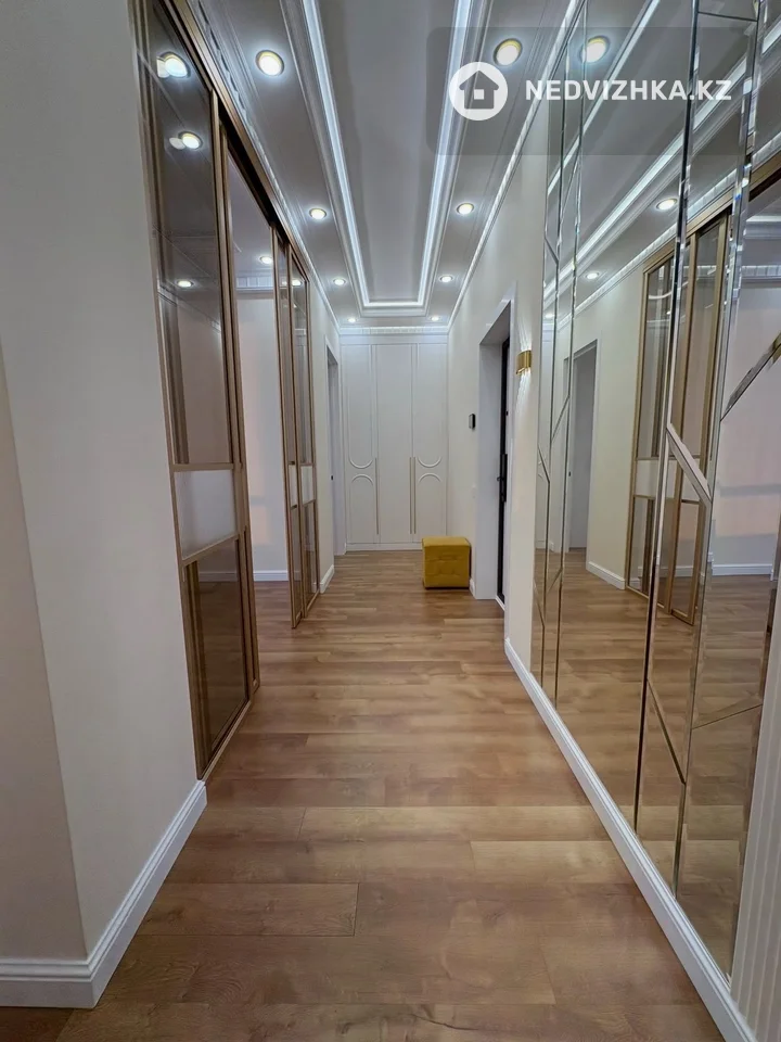 2-комнатная квартира, этаж 16 из 19, 62 м², фотография 5