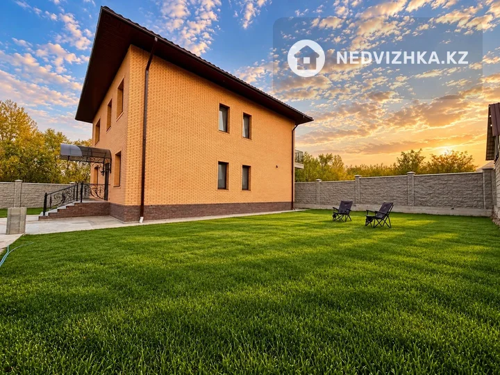 5-комнатный дом, 8 соток, 250 м², фотография 4
