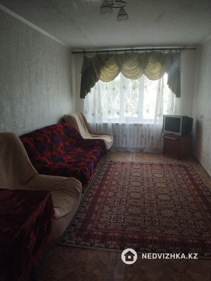 2-комнатная квартира, этаж 5 из 5, 45 м², На длительный срок