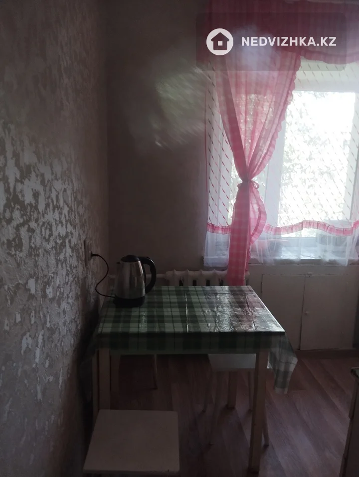 2-комнатная квартира, этаж 5 из 5, 45 м², На длительный срок, фотография 3