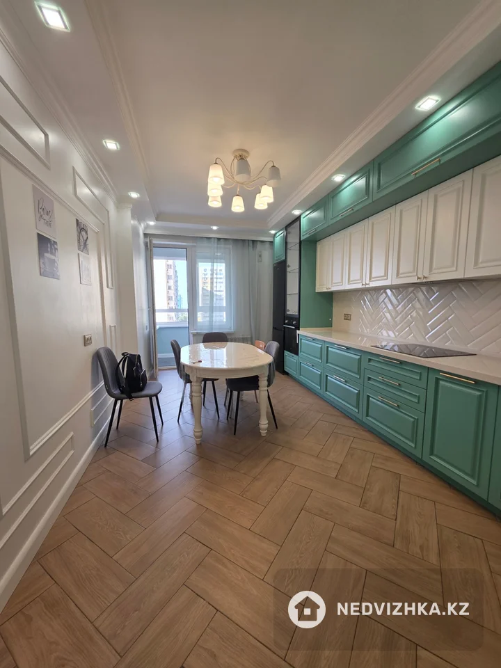 3-комнатная квартира, этаж 6 из 12, 98 м²