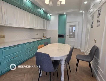 3-комнатная квартира, этаж 6 из 12, 98 м², миниатюра 2