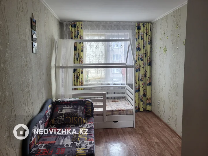 2-комнатная квартира, этаж 4 из 5, 46 м², фотография 3