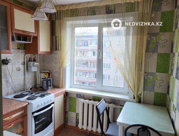 2-комнатная квартира, этаж 4 из 5, 46 м², миниатюра 4