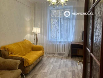 1-комнатная квартира, этаж 3 из 4, 37 м², миниатюра 3