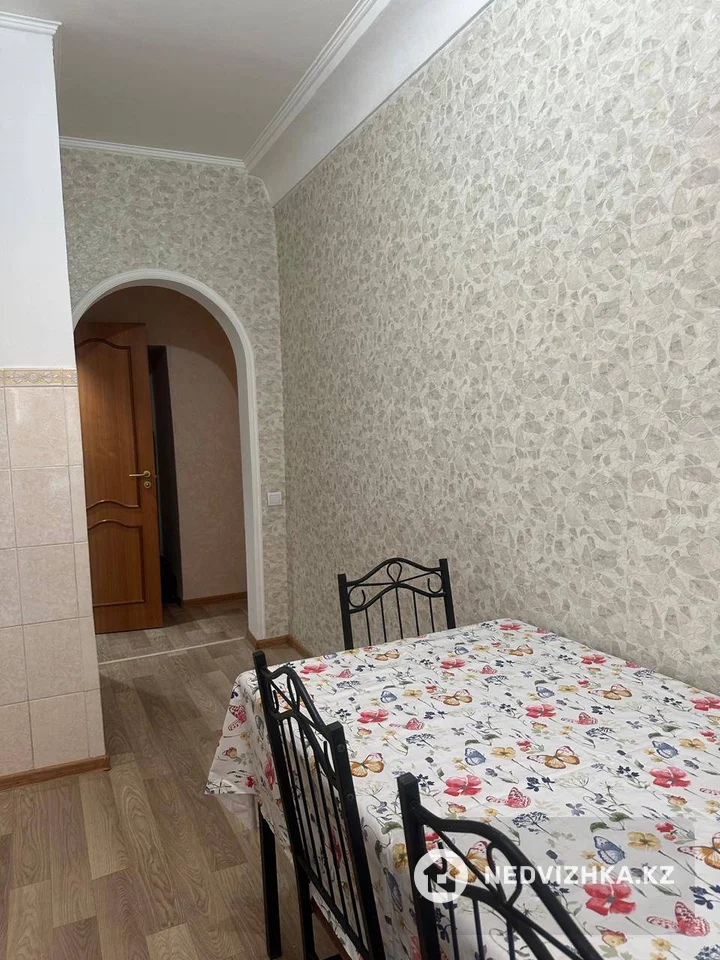 1-комнатная квартира, этаж 3 из 4, 37 м², фотография 5