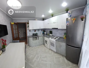 3-комнатная квартира, этаж 4 из 5, 63 м², миниатюра 5