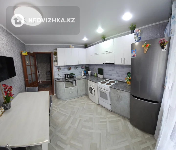 3-комнатная квартира, этаж 4 из 5, 63 м², фотография 5