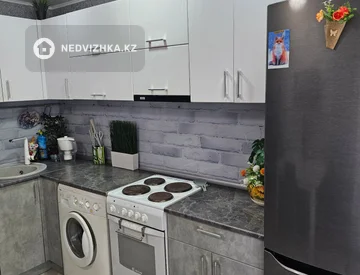 3-комнатная квартира, этаж 4 из 5, 63 м², миниатюра 4