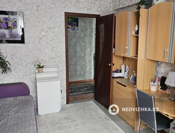 3-комнатная квартира, этаж 4 из 5, 63 м², миниатюра 10