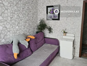 3-комнатная квартира, этаж 4 из 5, 63 м², миниатюра 11