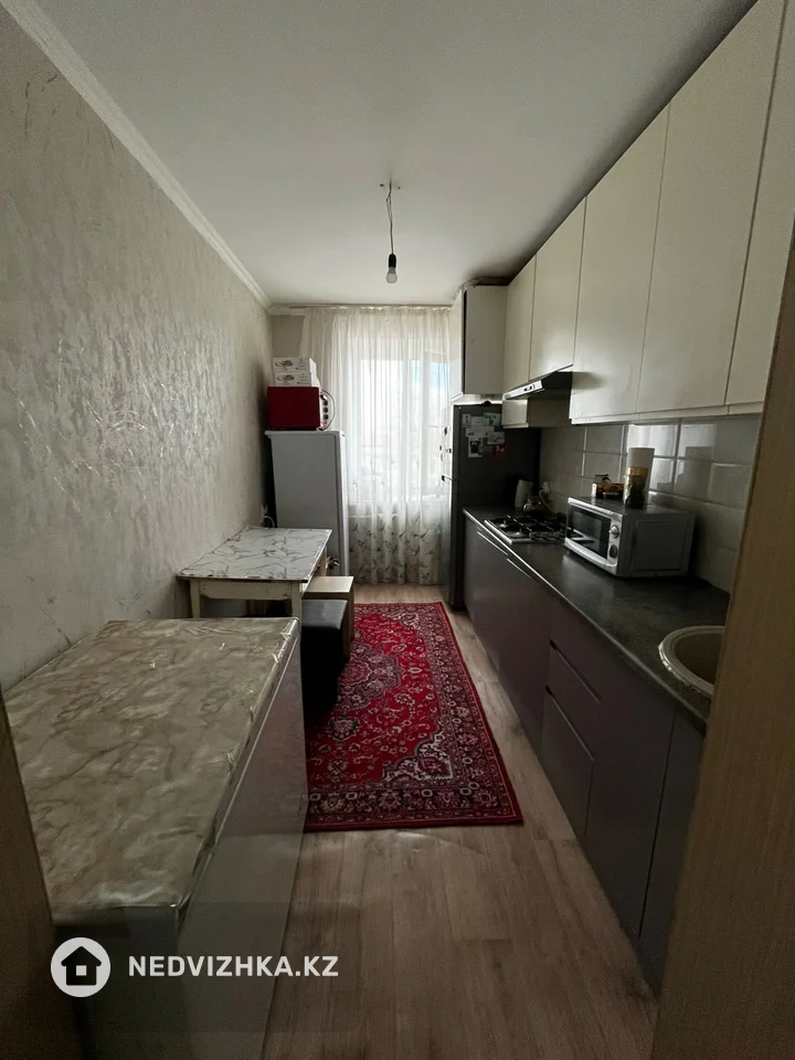 2-комнатная квартира, этаж 3 из 5, 53 м², фотография 4