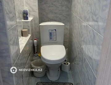 2-комнатная квартира, этаж 3 из 5, 53 м², миниатюра 11