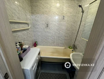 2-комнатная квартира, этаж 3 из 5, 53 м², миниатюра 10