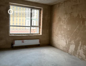 1-комнатная квартира, этаж 2 из 9, 24 м², миниатюра 2