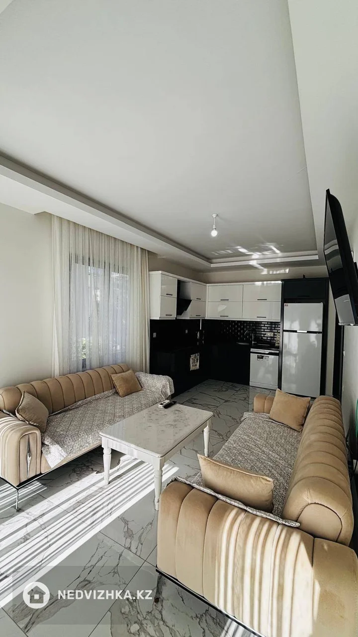 2-комнатная квартира, этаж 2 из 5, 55 м²