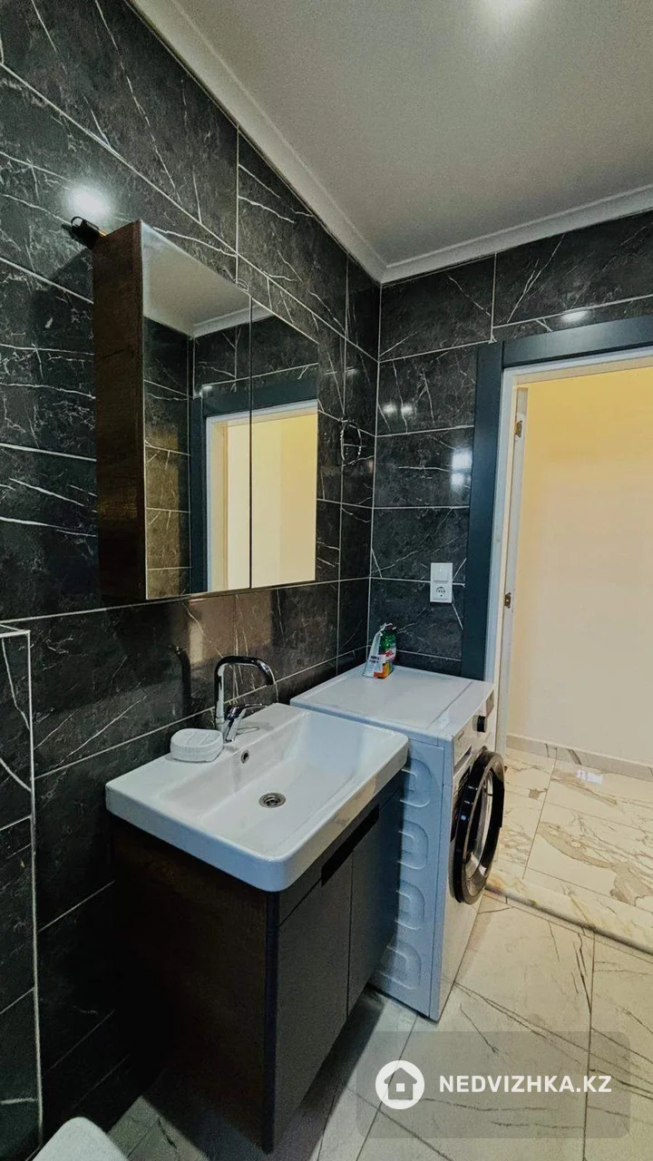 2-комнатная квартира, этаж 2 из 5, 55 м², фотография 4
