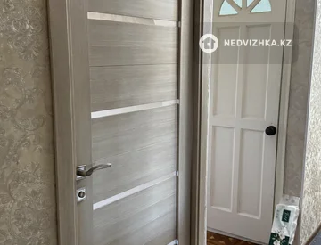 3-комнатная квартира, этаж 4 из 5, 58 м², миниатюра 3