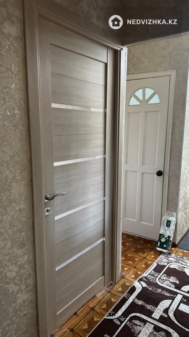 3-комнатная квартира, этаж 4 из 5, 58 м², фотография 3