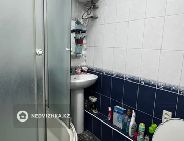 3-комнатная квартира, этаж 4 из 5, 58 м², миниатюра 9