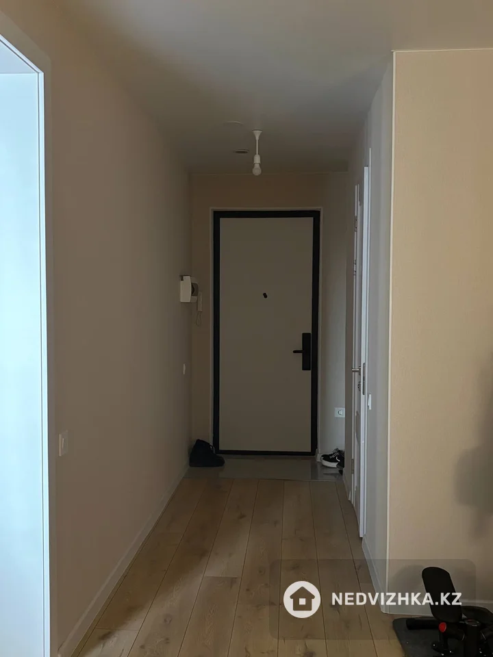 1-комнатная квартира, этаж 6 из 12, 32 м², фотография 5