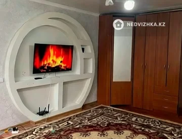 2-комнатная квартира, этаж 3 из 9, 36 м², миниатюра 3