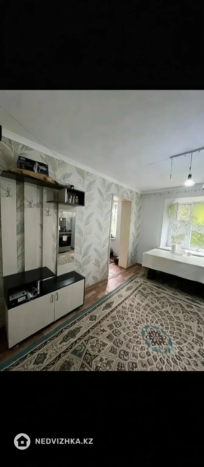 2-комнатная квартира, этаж 3 из 9, 36 м², фотография 4