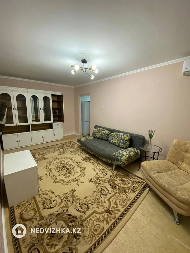 2-комнатная квартира, этаж 5 из 5, 43 м², фотография 2