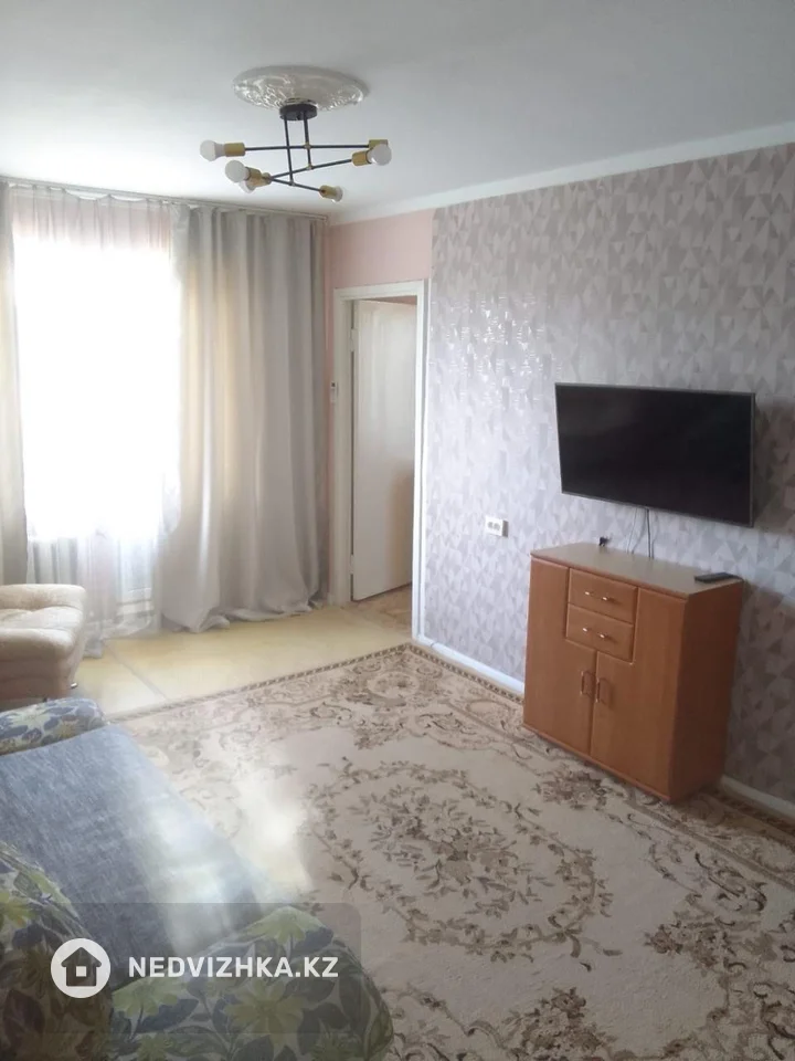 2-комнатная квартира, этаж 5 из 5, 43 м², фотография 5
