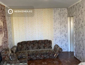 2-комнатная квартира, этаж 5 из 9, 51 м², миниатюра 2