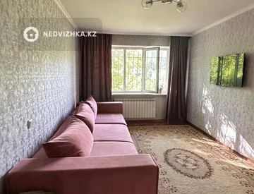 2-комнатная квартира, этаж 1 из 5, 47 м², миниатюра 1