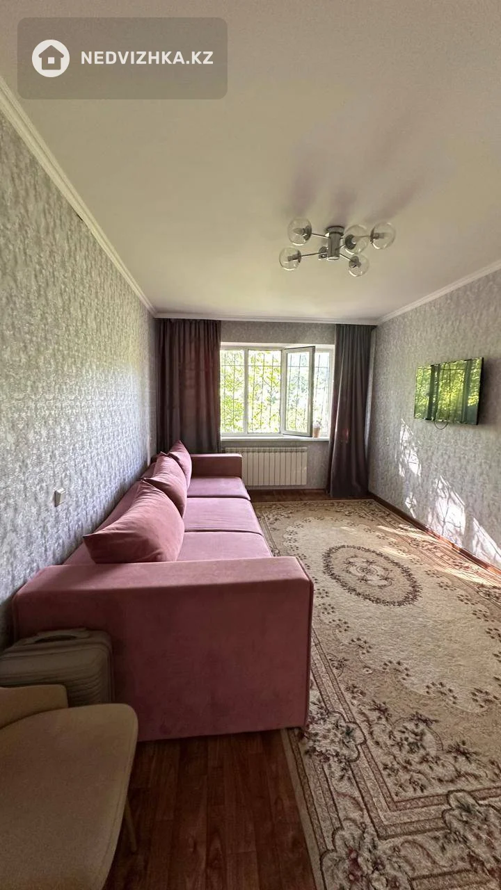2-комнатная квартира, этаж 1 из 5, 47 м²