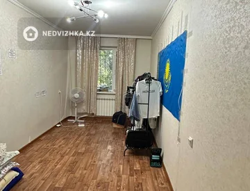 2-комнатная квартира, этаж 1 из 5, 47 м², миниатюра 4