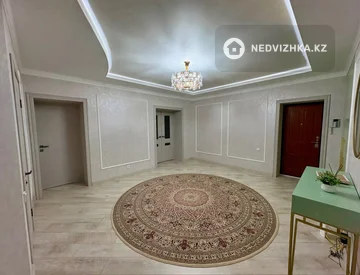 3-комнатная квартира, этаж 1 из 10, 139 м², миниатюра 5