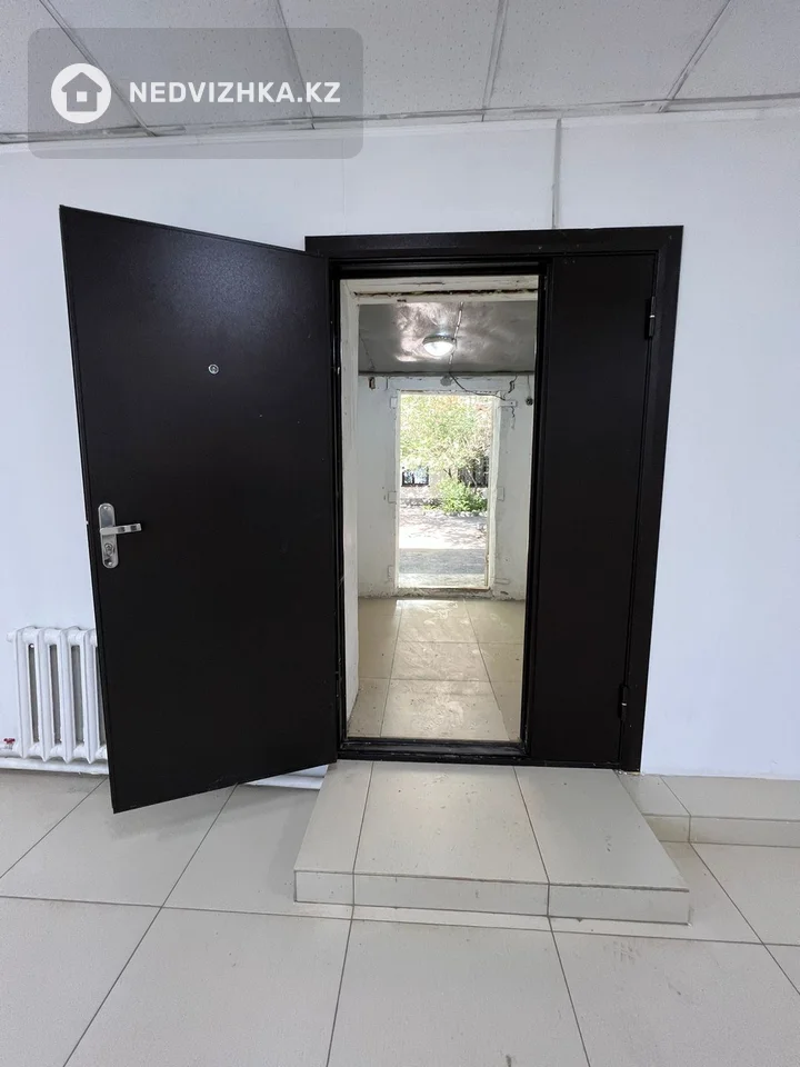 Помещение, этаж 1 из 1, 64 м²