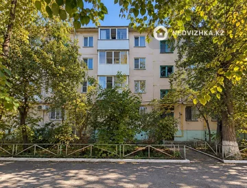 1-комнатная квартира, этаж 4 из 4, 31 м², миниатюра 1