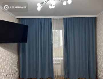 2-комнатная квартира, этаж 3 из 5, 54 м², миниатюра 5