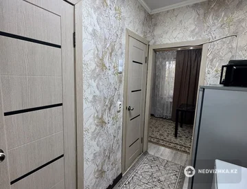 2-комнатная квартира, этаж 3 из 5, 54 м², миниатюра 6