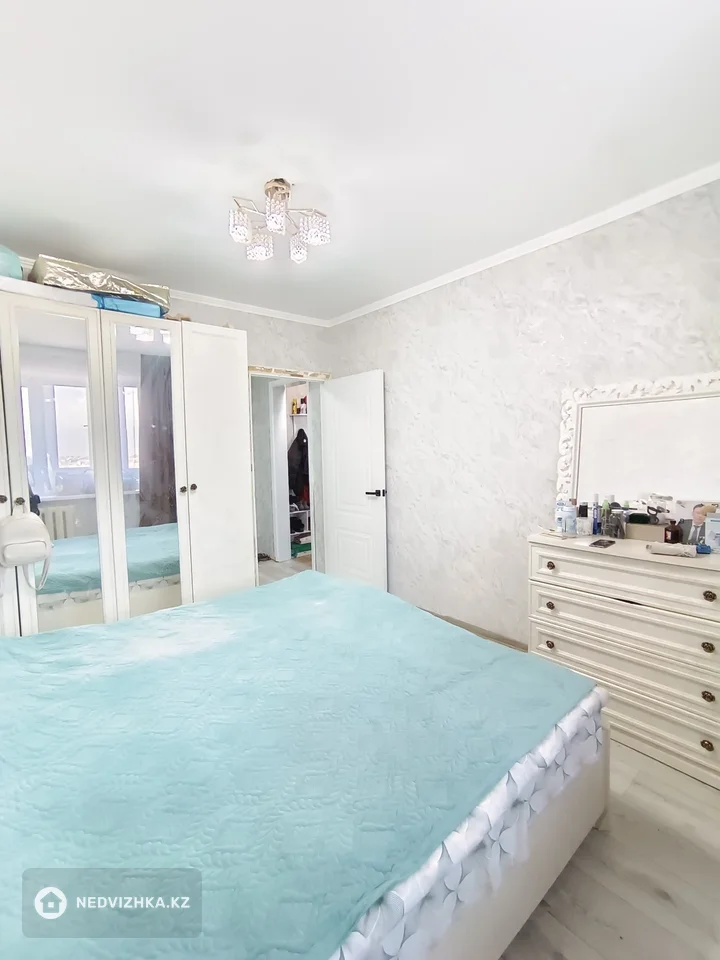 2-комнатная квартира, этаж 16 из 16, 52 м², фотография 4