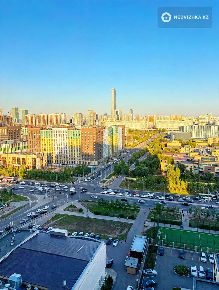 3-комнатная квартира, этаж 18 из 22, 65 м², Посуточно, фотография 2