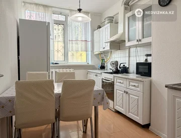 2-комнатная квартира, этаж 1 из 2, 56 м², миниатюра 1