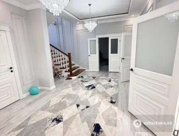 6-комнатный дом, 6 соток, 200 м², миниатюра 5