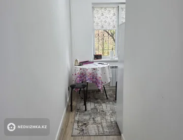 1-комнатная квартира, этаж 1 из 4, 30 м², миниатюра 3
