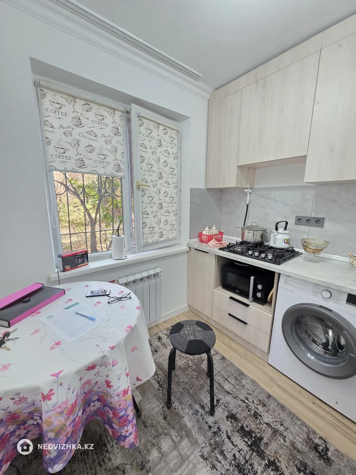 1-комнатная квартира, этаж 1 из 4, 30 м², фотография 4