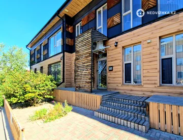4-комнатная квартира, этаж 2 из 2, 164 м², миниатюра 10