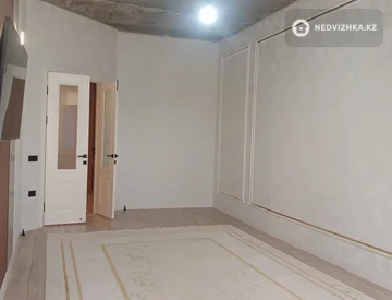 2-комнатная квартира, этаж 6 из 7, 66 м², миниатюра 1