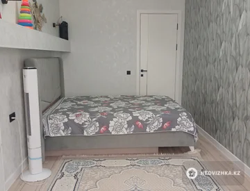 2-комнатная квартира, этаж 6 из 7, 66 м², миниатюра 5