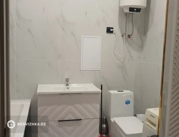 2-комнатная квартира, этаж 6 из 7, 66 м², миниатюра 9