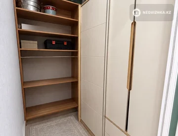 4-бөлмелі пәтер, қабат 4 барлық қабат саны 13, 104 м², 12-нобай